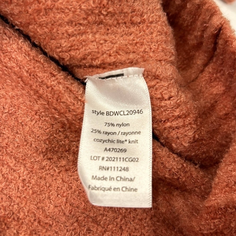 Barefoot Dreams CozyChic Lite Patch Pocket Hooded Pullover Amber Glow 1X - Picture 9 of 10